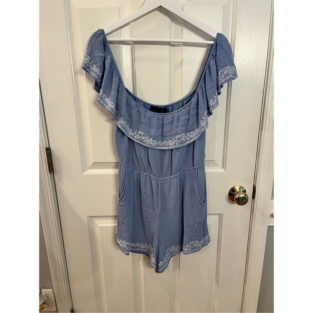 Blue Rain Blue Gauzy Embroidered Romper sz L EUC